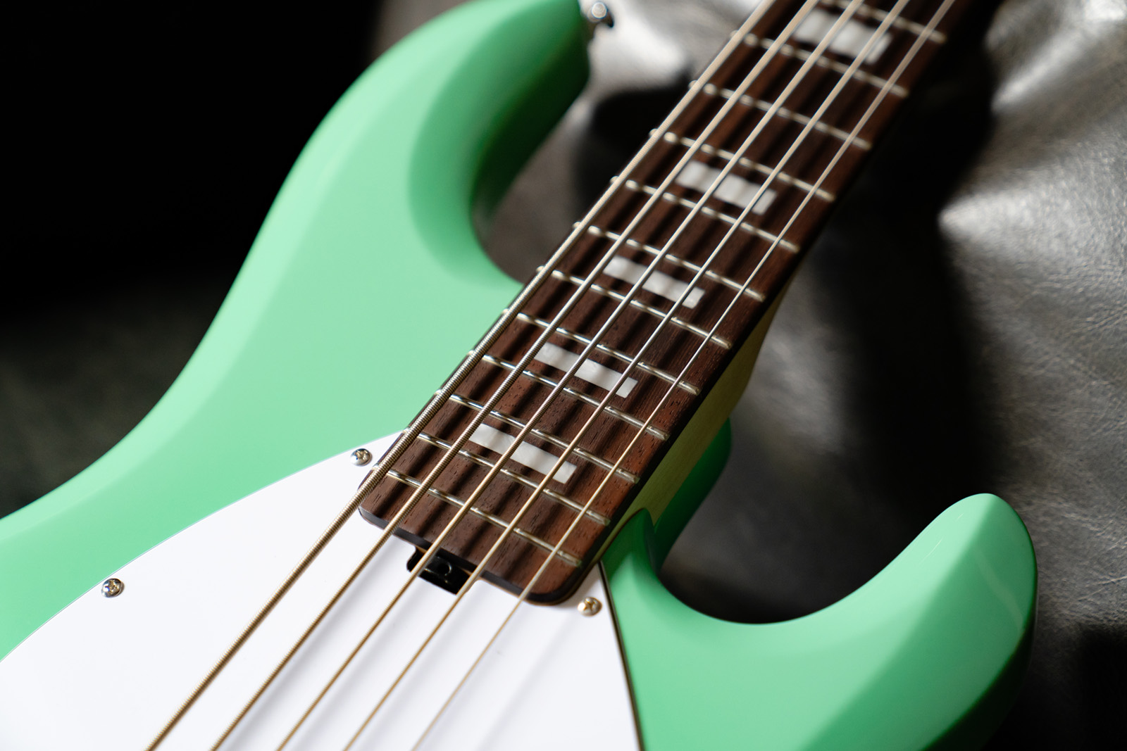 Sterling By Musicman Stingray4  5-cordes 1h Jat - Seafoam Green - Solidbody E-bass - Variation 4