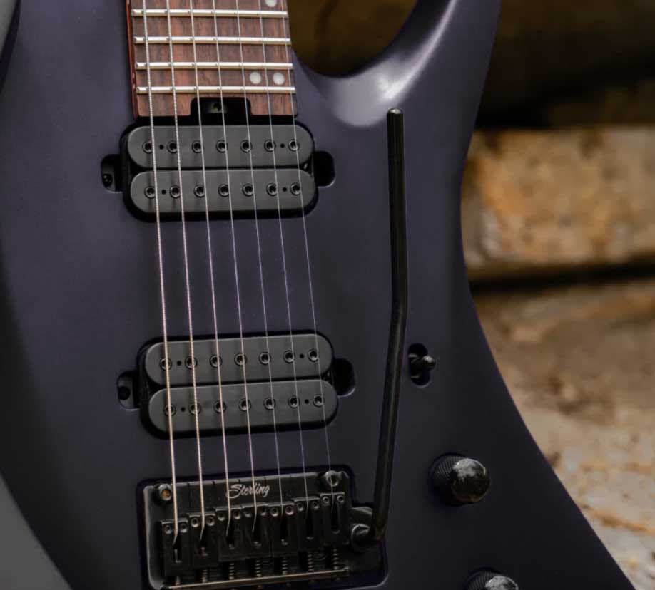 Sterling By Musicman Tosin Abasi Kaizen 6c Signature Multiscale 2h Trem Rw - Stealth Black - Signature-E-Gitarre - Variation 1