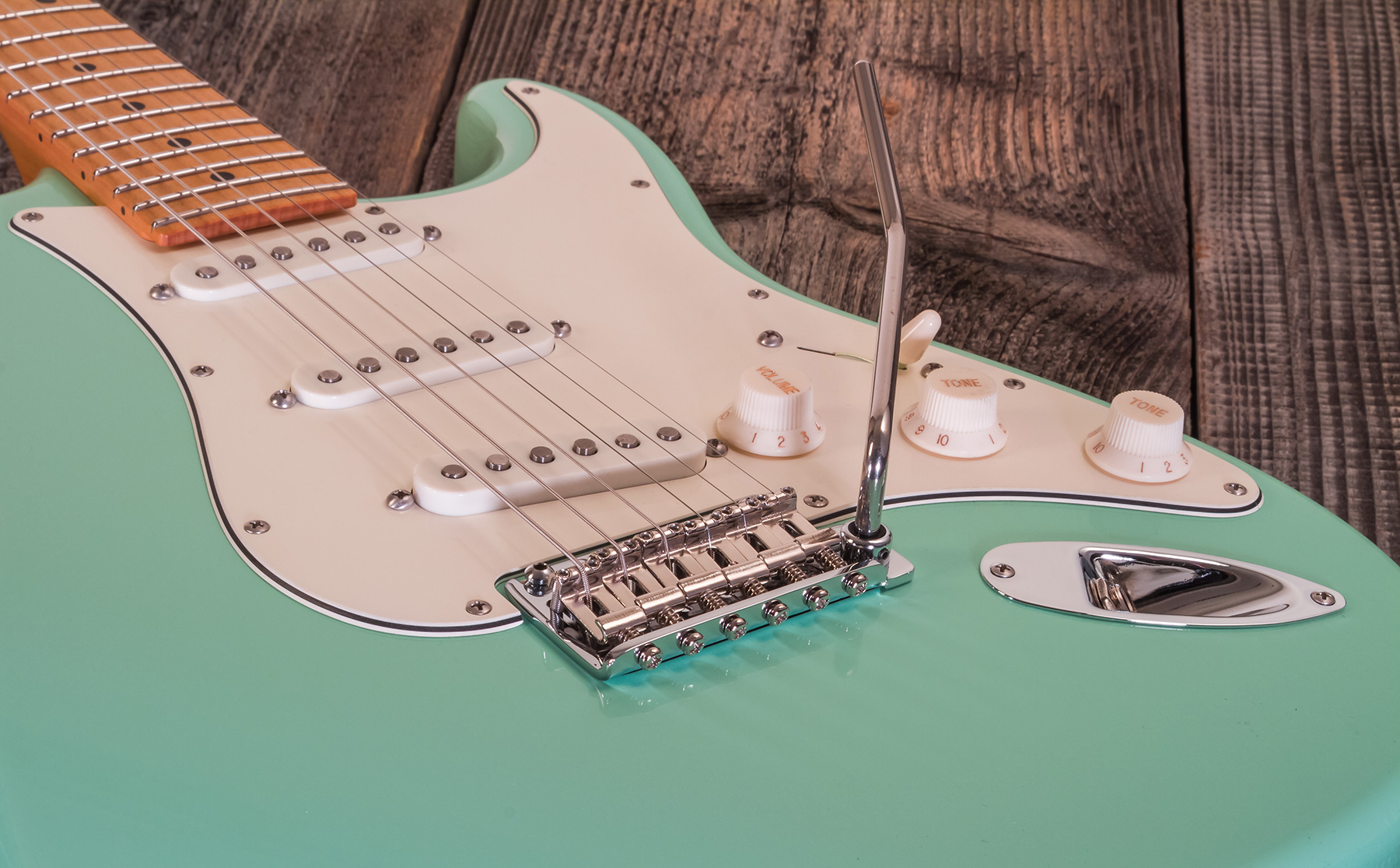 Suhr Classic S Antique Sss 01-csa-0020 3s Trem Mn #71418 - Light Aging Surf Green - E-Gitarre in Str-Form - Variation 4