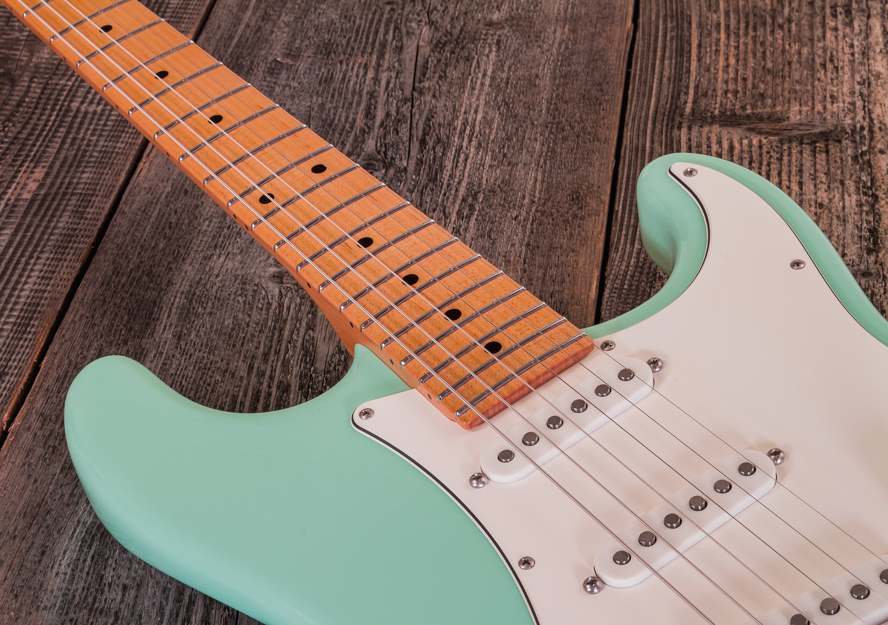 Suhr Classic S Antique Sss 01-csa-0020 3s Trem Mn #71418 - Light Aging Surf Green - E-Gitarre in Str-Form - Variation 5