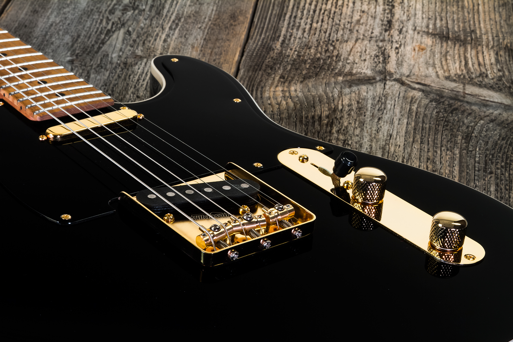 Suhr Mateus Asato Classic 01-sig-0030 Signature 2s  Ht Mn - Black - E-Gitarre in Teleform - Variation 3