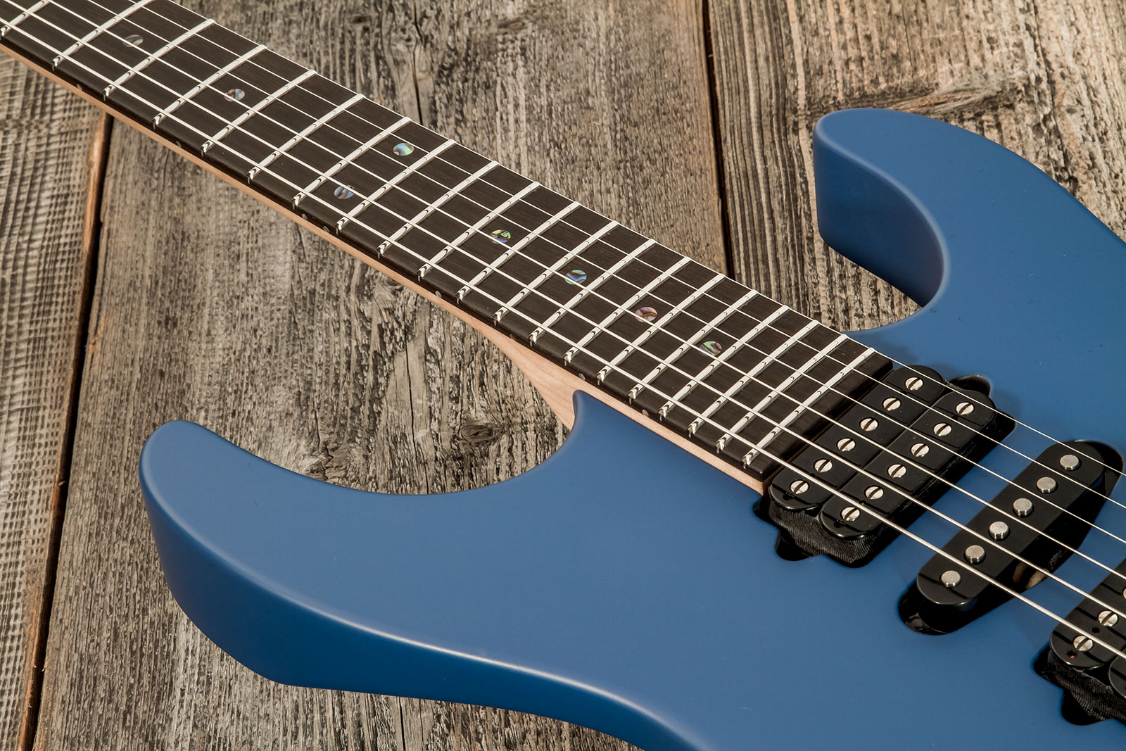 Suhr Modern Terra Ltd 01-ltd-0014 Hsh Trem Eb #72766 - Deep Sea Blue Satin - E-Gitarre in Str-Form - Variation 3