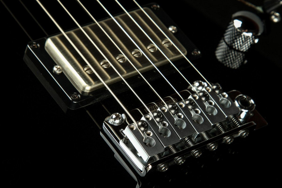 Suhr Pete Thorn Standard 01-sig-0007 Signature 2h Trem Rw - Black - E-Gitarre in Str-Form - Variation 4