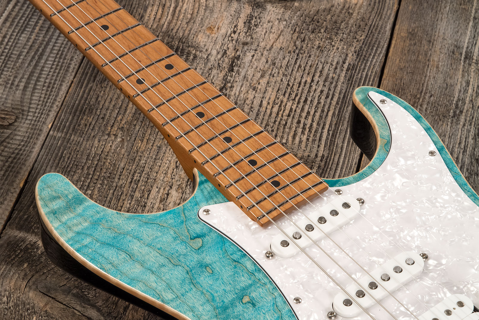 Suhr Standard Plus 01-stp-0041 Usa Hss Trem Mn #72737 - Bahama Blue - E-Gitarre in Str-Form - Variation 3