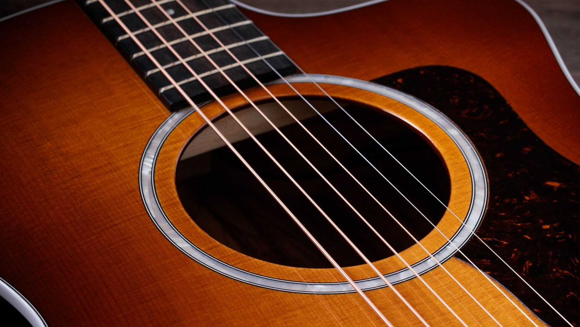 Taylor 214ce Plus Special Edition Grand Auditorium Cw Epicea African Ziricote Eb Es2 - Shaded Edge Burst - Folk-Gitarre - Variation 2