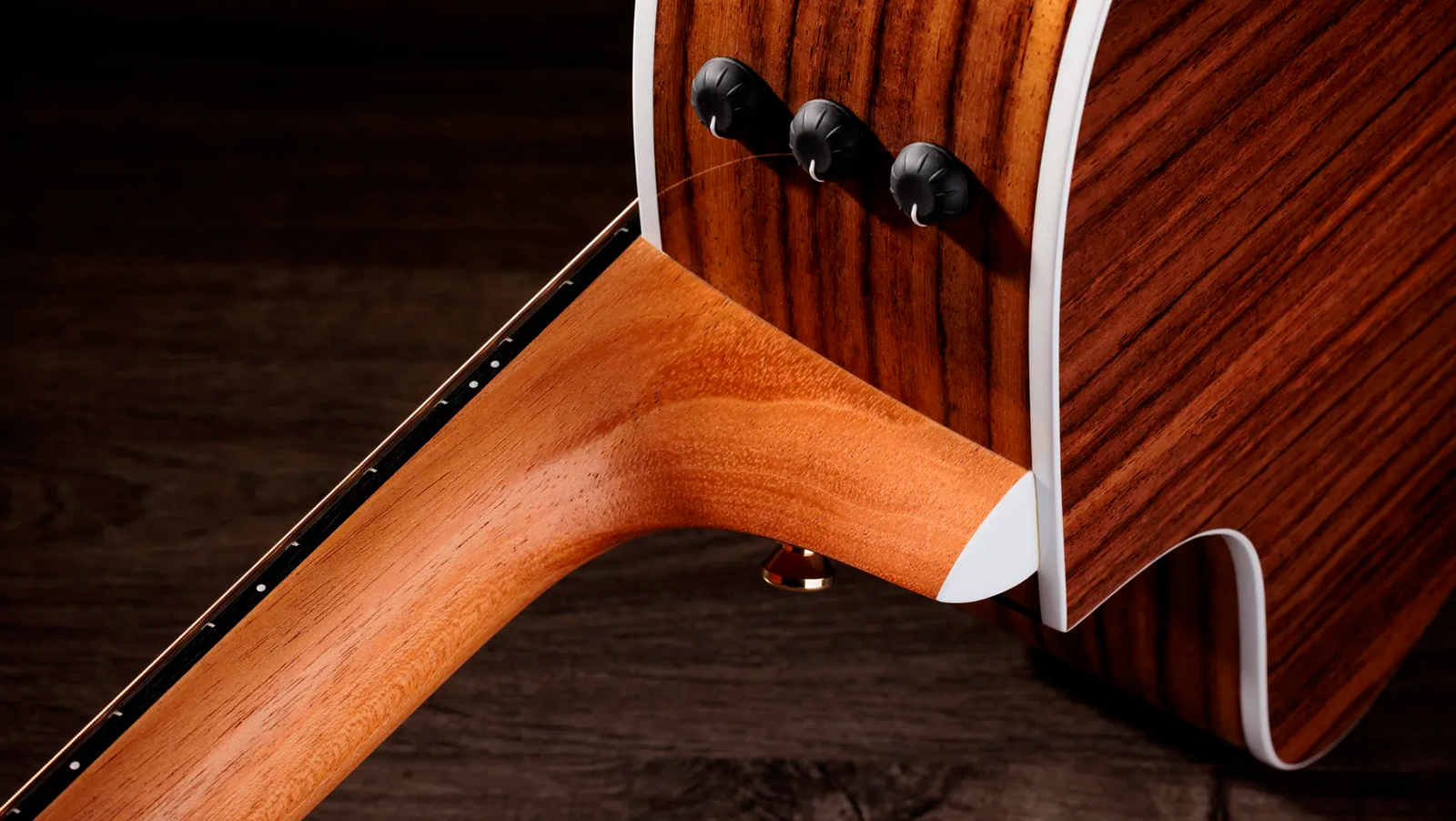 Taylor 214ce Sunset Blvd Mex Grand Auditorium Cw Epicea Noyer Eb Es2 - Shaded Edgeburst Top - Folk-Gitarre - Variation 6
