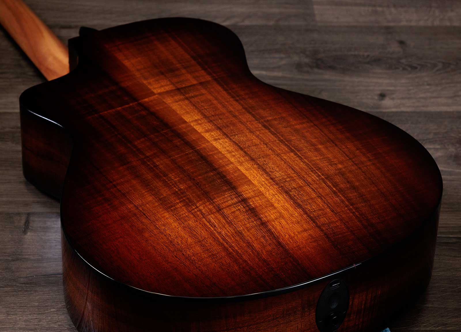 Taylor 222ce-k Dlx 2024 Grand Concert Cw Tout Koa Eb Es2 - Shaded Edgeburst - Folk-Gitarre - Variation 3