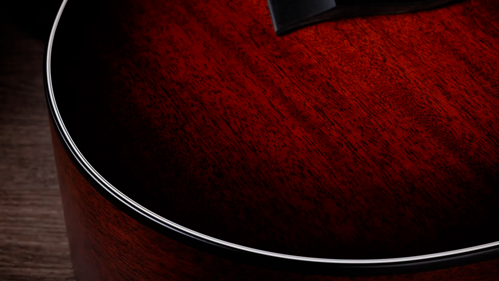 Taylor 324ce Baritone 8 Ltd Grand Auditorium Cw 8c Tout Acajou Eb Es2 - Shaded Edgeburst Top Satin - Folk-Gitarre - Variation 2