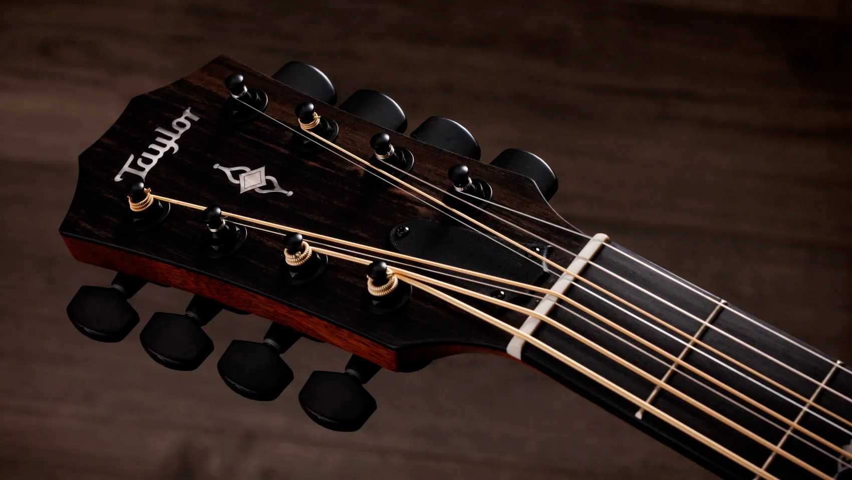 Taylor 324ce Baritone 8 Ltd Grand Auditorium Cw 8c Tout Acajou Eb Es2 - Shaded Edgeburst Top Satin - Folk-Gitarre - Variation 6