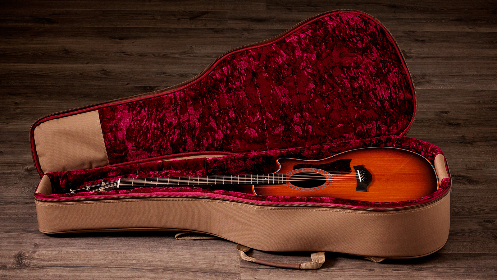 Taylor 324ce Studio Special Edition Next Gen. Grand Auditorium Cw Tout Acajou Eb Claria - Gloss Shaded Edgeburst Top - Folk-Gitarre - Variation 7