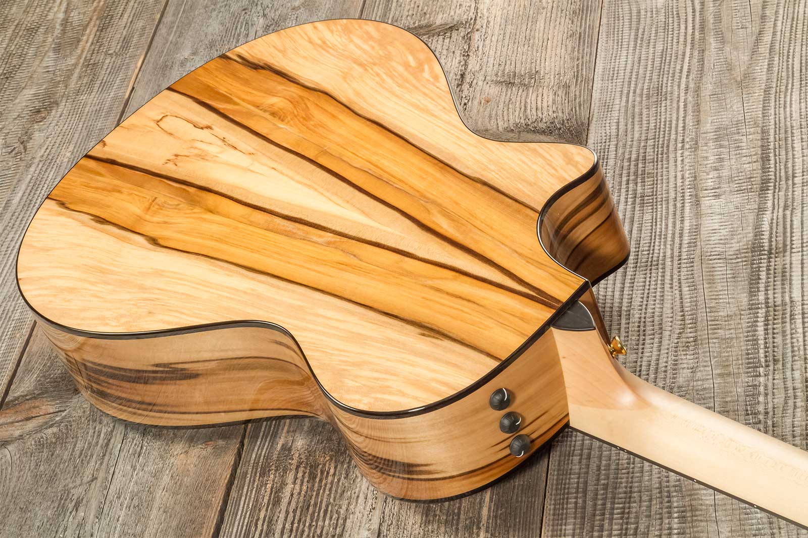 Taylor Custom Gc-e V-class Grand Concert Cw Sitka Torrefie / Blackheart Sassafras  Eb Es2 #1211083110 - Natural - Folk-Gitarre - Variation 7