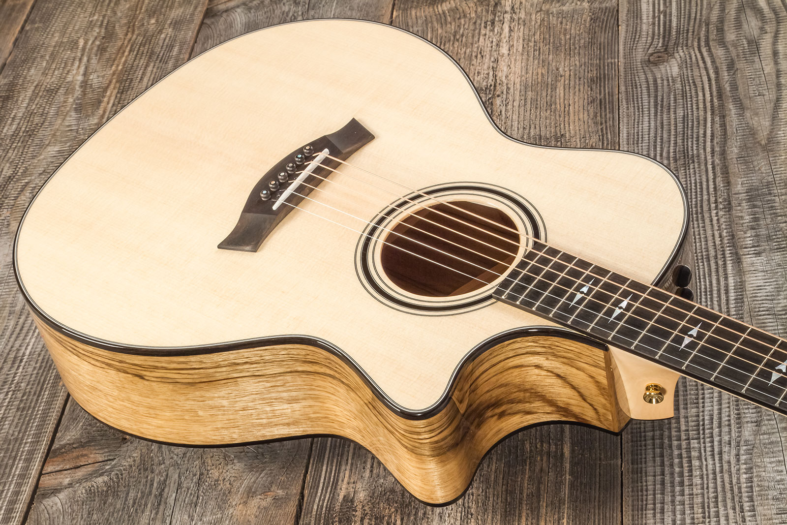 Taylor Custom Shop Ga-e Grand Auditorium Cw Epicea Black Limba Eb Es2 #1211103099 - Natural - Folk-Gitarre - Variation 2