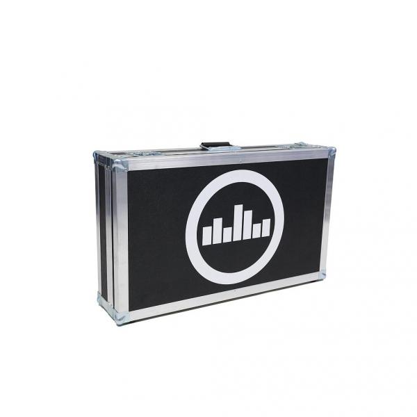 Temple Audio TRIO 21 Soft Case – Tragetasche Für Pedalboard, Wasserabweisend, Mit Schultergurt & Zubehörfach