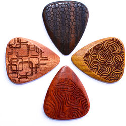 Plektren Timber tones 4 Wood Picks Pack - Laser Grip