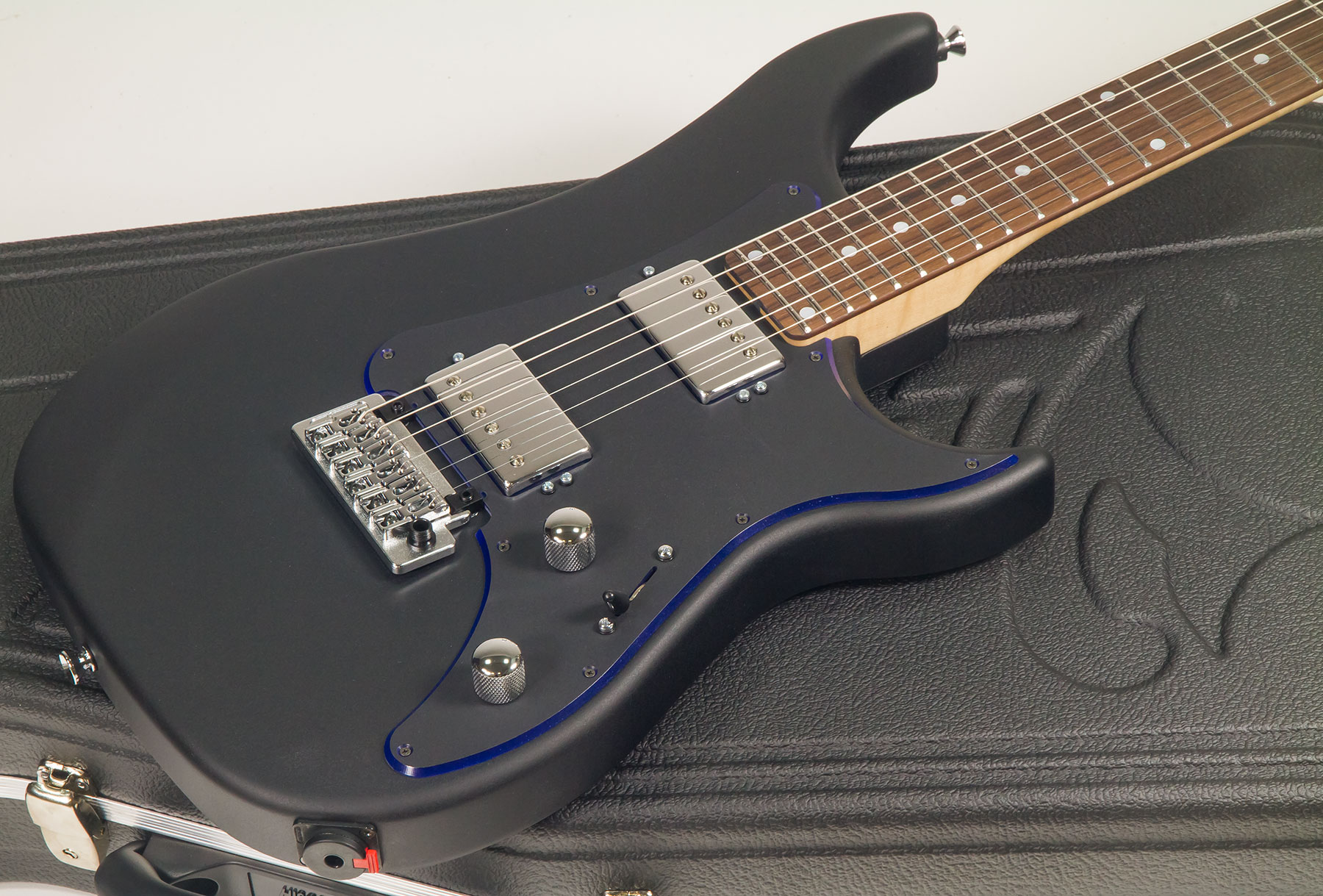 Vigier Excalibur Indus Hh Trem Rw - Textured Black - Double Cut E-Gitarre - Variation 1