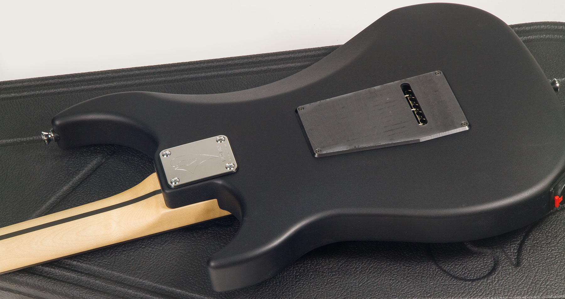 Vigier Excalibur Indus 2h Trem Rw - Textured Black - E-Gitarre in Str-Form - Variation 3