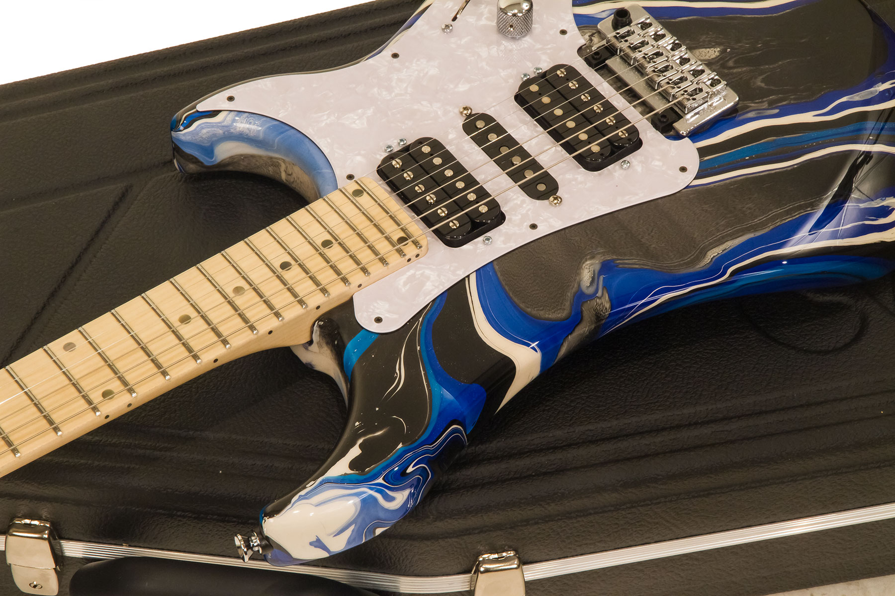 Vigier Excalibur Supraa Hsh Trem Mn - Rock Art Blue White Black - Double Cut E-Gitarre - Variation 3