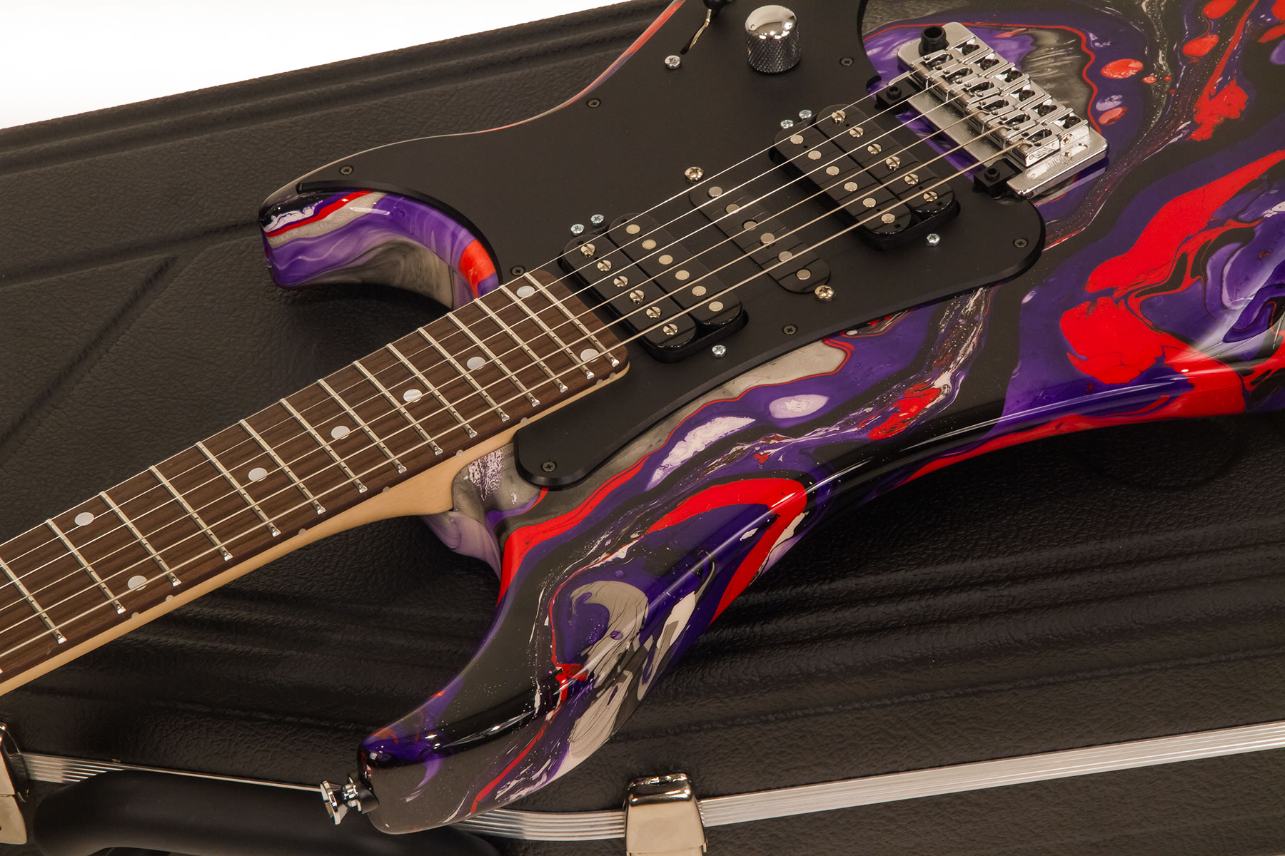 Vigier Excalibur Supraa Hsh Trem Rw - Rock Art Purple Red Black - E-Gitarre in Str-Form - Variation 2