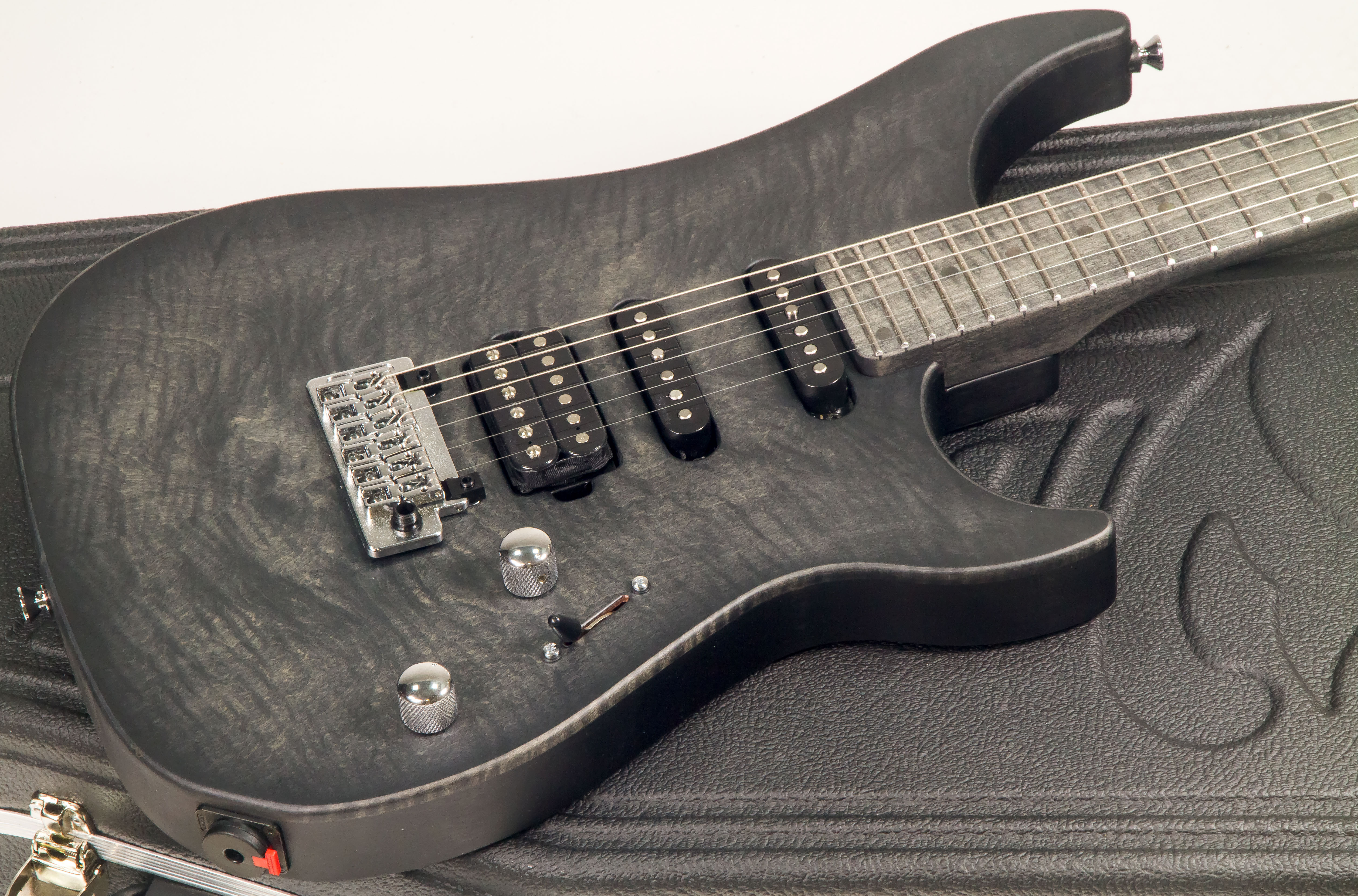 Vigier Excalibur Ultra Blues Hss Trem Mn - Velour Noir - E-Gitarre in Str-Form - Variation 1