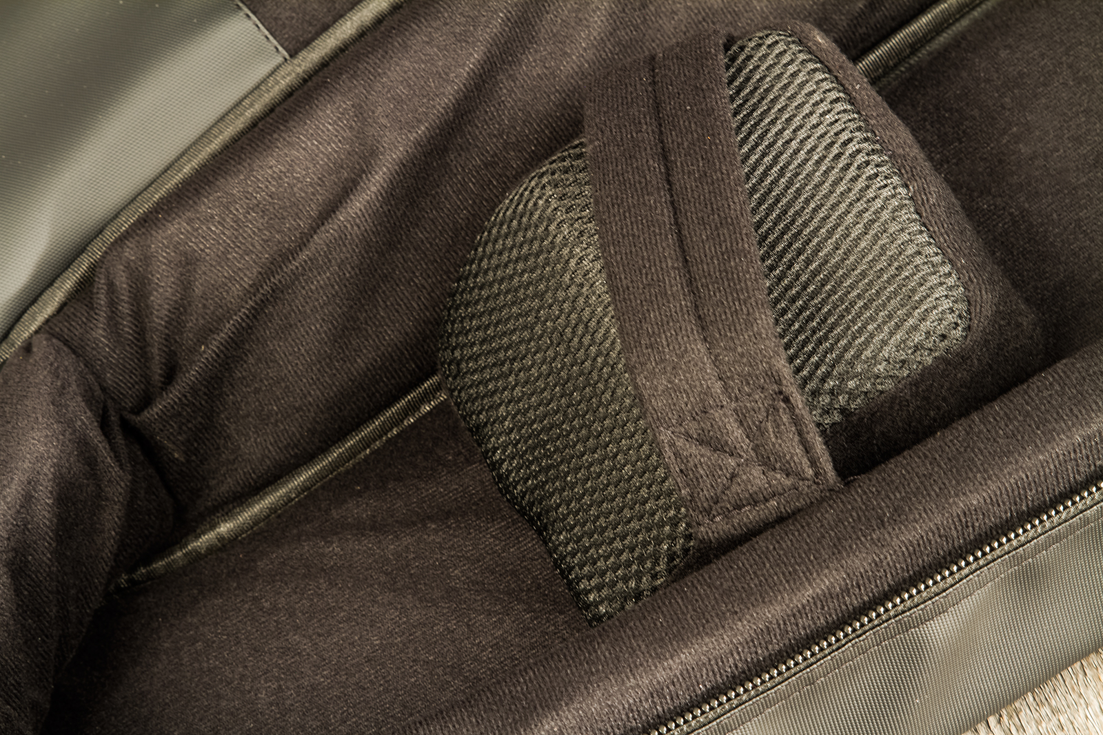 X-tone 25mm Black V2 Waterproof (2025 Ele-bk) - Tasche für E-Gitarren - Variation 5