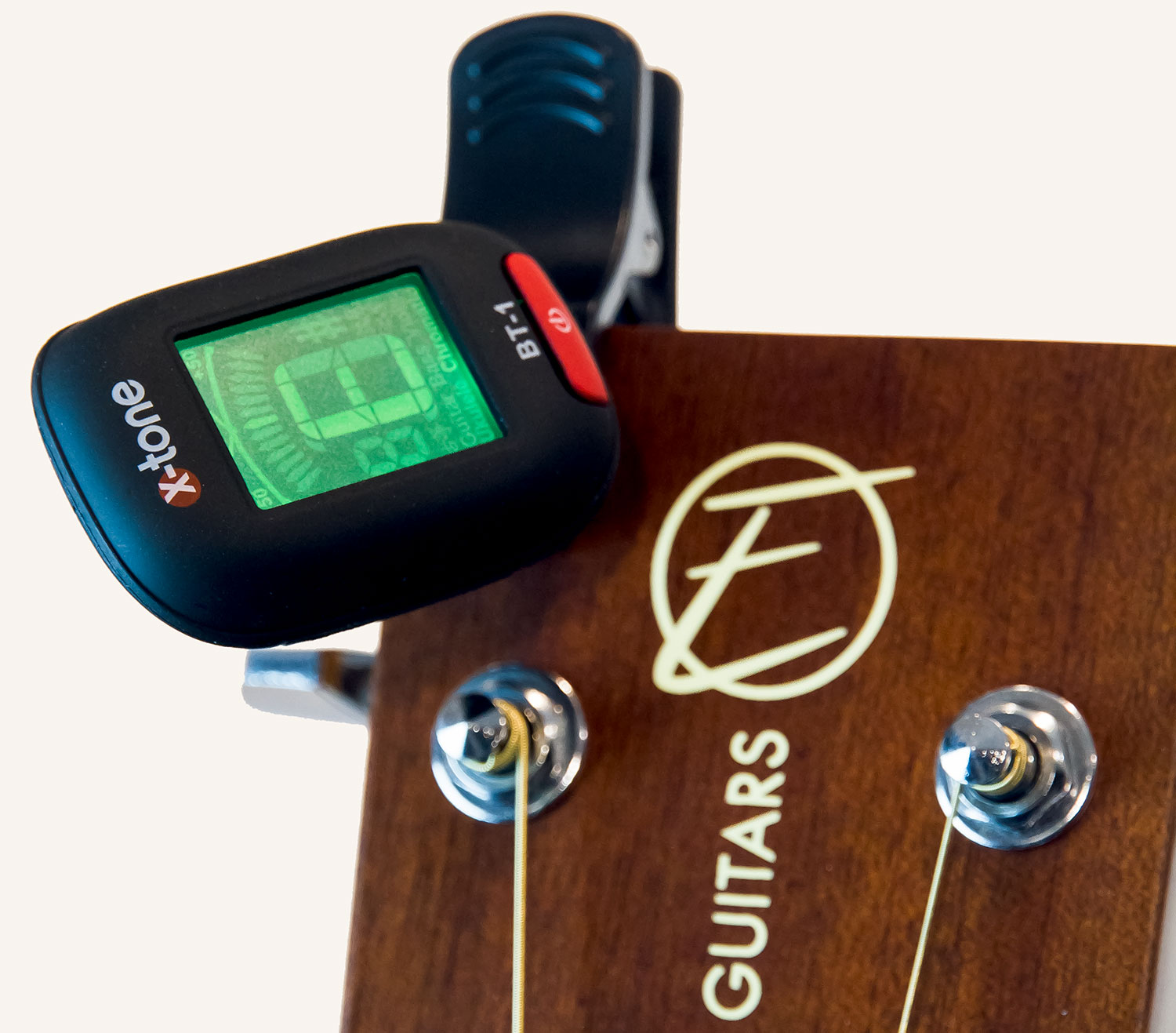 X-tone 3110 Clip-on Tuner Pince - Stimmgerät für Gitarre - Variation 6